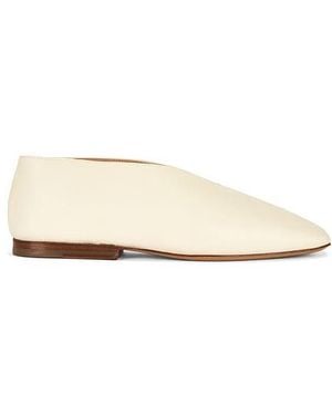 Mansur Gavriel Square Soft V Flat - White