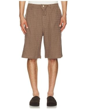 Kardo Milo Shorts En Color Taupe Talla (También En S, Xl/1X) - Neutro