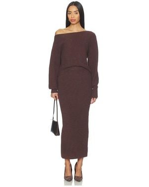ALL THE WAYS Sybil Maxi Skirt Set - Red