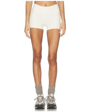 437 Micro Short - White