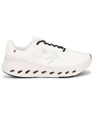 On Shoes Cloudsurfer Next - White