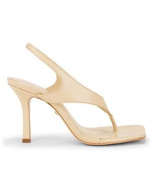 RAYE Tacón Kaja En Color Nude Talla (También En 7, 8.5) - Blanco