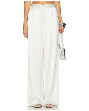 NonChalant Label Rollo Pant - White