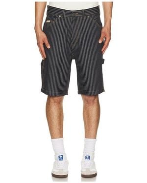 Iron & Resin Shorts - Schwarz