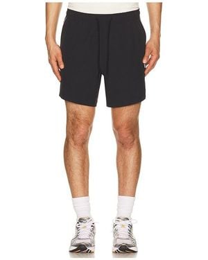 Vuori Crosscourt Unlined 7 Short En Color Negro Talla (También En S, M) - Azul