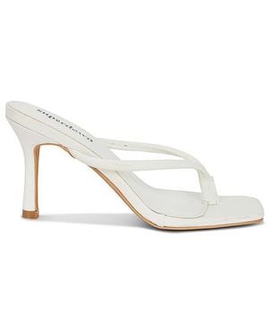 superdown Sandalia Livi En Color Blanco Talla (También En 6, 7, 8, 9)
