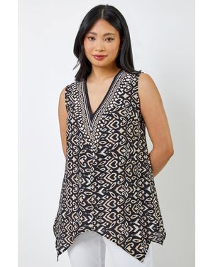 Roman Petite Abstract Print V-Neck Hanky Hem Top - Black