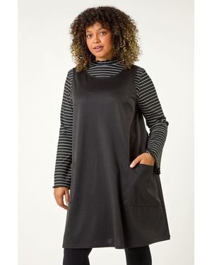 Roman Curve Roman Curve Black 2