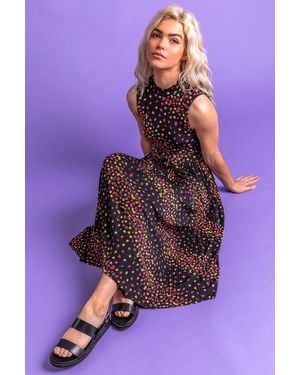 D.u.s.k Floral Pleated Belt Waist Maxi Dress - Black
