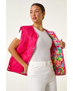 Roman Quilted Funnel Neck Lined Gilet - Red