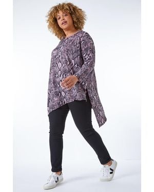 Roman Curve Snake Print Hanky Hem Tunic Top - Blue