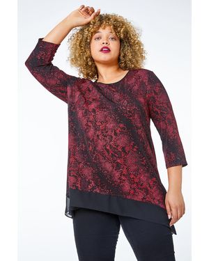 Roman Curve Animal Contrast Hem Top - Red