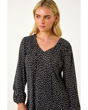 Roman Petite Spot Print V-Neck Plisse Top - Black