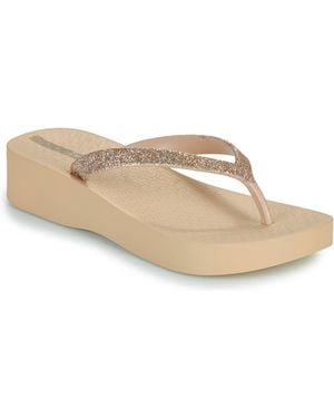 Ipanema Flip Flops / Sandals (shoes) Mesh Chic Plat Fem - Natural