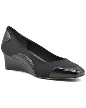 Adrienne Vittadini Peni Patent Pump - Black