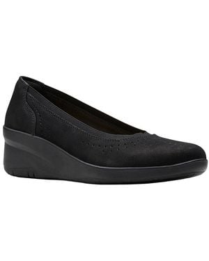 Clarks Suttyn Kaylie Nubuck Wedge - Black
