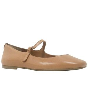 Gentle Souls Wynona Leather Flat - Natural