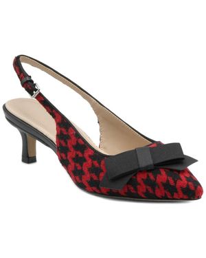 Adrienne Vittadini Sachem Pump - Brown