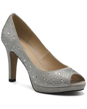 Adrienne Vittadini Gervin Pump - Gray