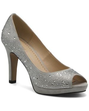 Adrienne Vittadini Gervin Pump - Grey