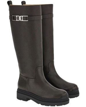 Ferragamo Vara Leather Boot - Black