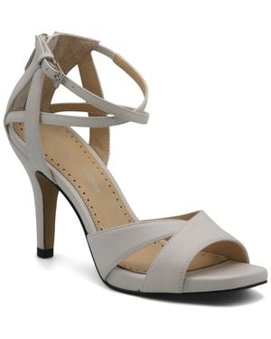 Adrienne Vittadini Xtra Sandal - Metallic