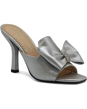 Adrienne Vittadini Gladys Sandal - Grey