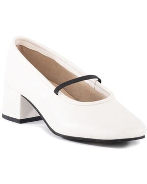 Seychelles Dusk To Dawn Leather Pump - White