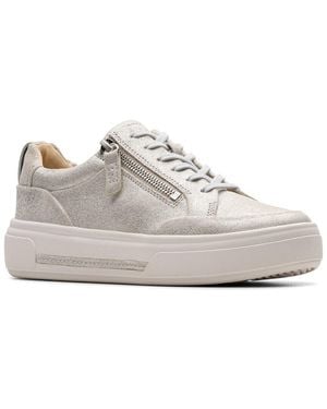Clarks Hollyhock Zip Trainer - White