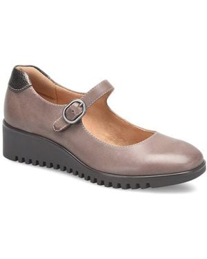 Comfortiva Debbie Leather Flat - Brown