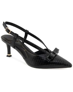 Kenneth Cole Umayra Pump - Black