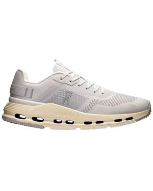 On Shoes Cloudnova Form 2 Tt Trainer - White