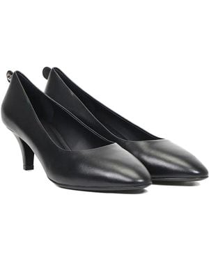Ferragamo Kitten-Heel Leather Pump - Black