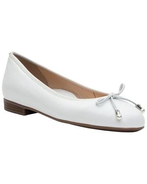 Ara Scout Leather Flat - White