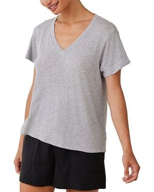 Bella Dahl Side Slit V-Neck T-Shirt - Gray
