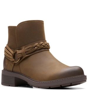 Clarks Hearth Kaylie Leather Bootie - Brown
