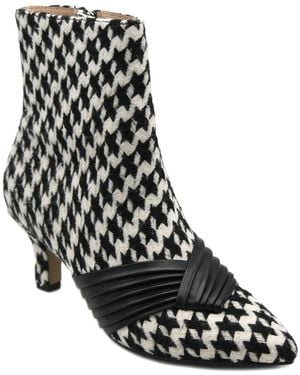 Adrienne Vittadini Pazzi Bootie - Black