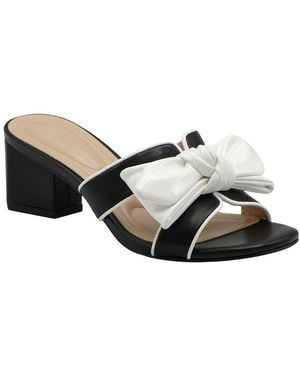 Adrienne Vittadini Arnoldo Sandal - Black