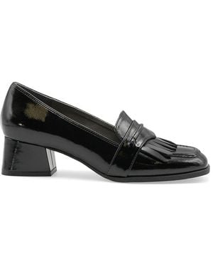 Adrienne Vittadini Blossom Kilt Loafers - Black