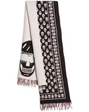 McQueen Wool Skull Jacquard Scarf - White