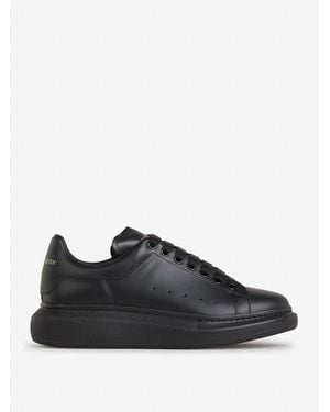 McQueen Sports Shoes With Logo - Black