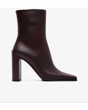 Alaïa Square 90 Brown Ankle Boots
