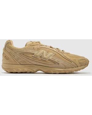 New Balance 204L Trainers - Brown