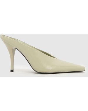 schuh Sonja Court Mule High Heels - White