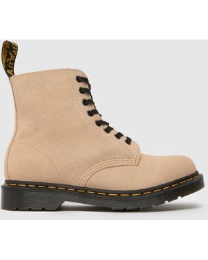 Dr. Martens 1460 Pascal 8 Eye Boots - Natural