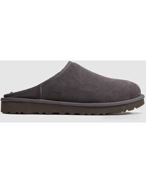UGG Classic Slip-On Slippers - Brown
