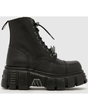 New Rock Barb Boots - Black