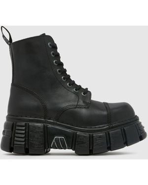 New Rock Chunky Boots In - Black