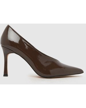 schuh Shy High Vamp Court Heels - Brown