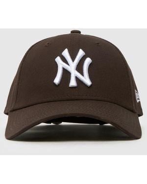 KTZ League Essential 9Forty Cap - Brown